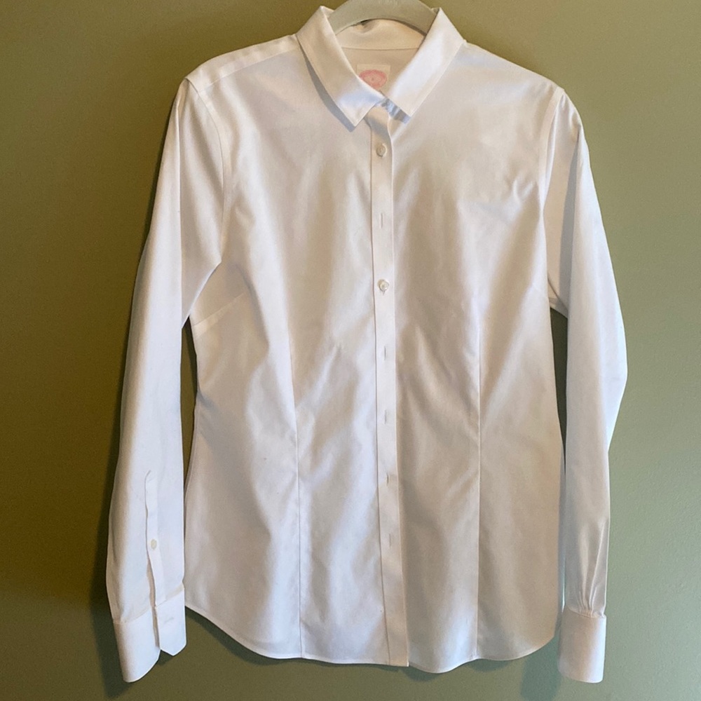 Brooks Brothers no iron white button blouse size 6